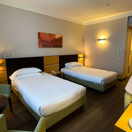 Отель Western Le Favaglie 4*