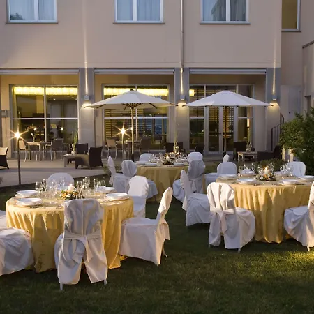 Western Le Favaglie 4*